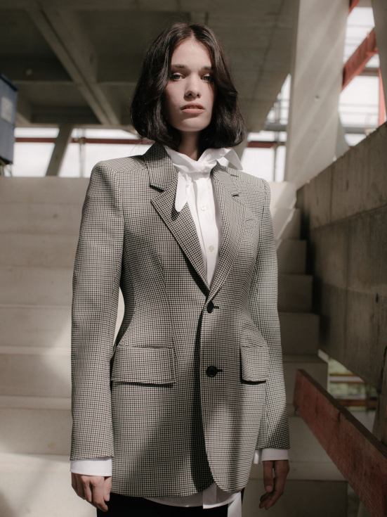 taz_0817_balenciaga-10_preview
