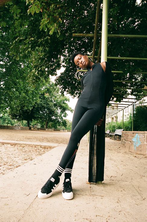 BREDE_ADIDAS_Valerie_142340012FINAL