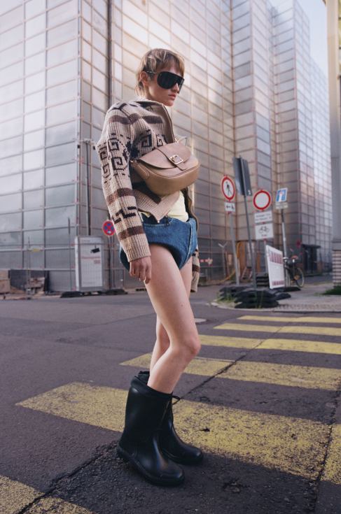 BIASIA_FW25_FACTOR_CAMEL-plus